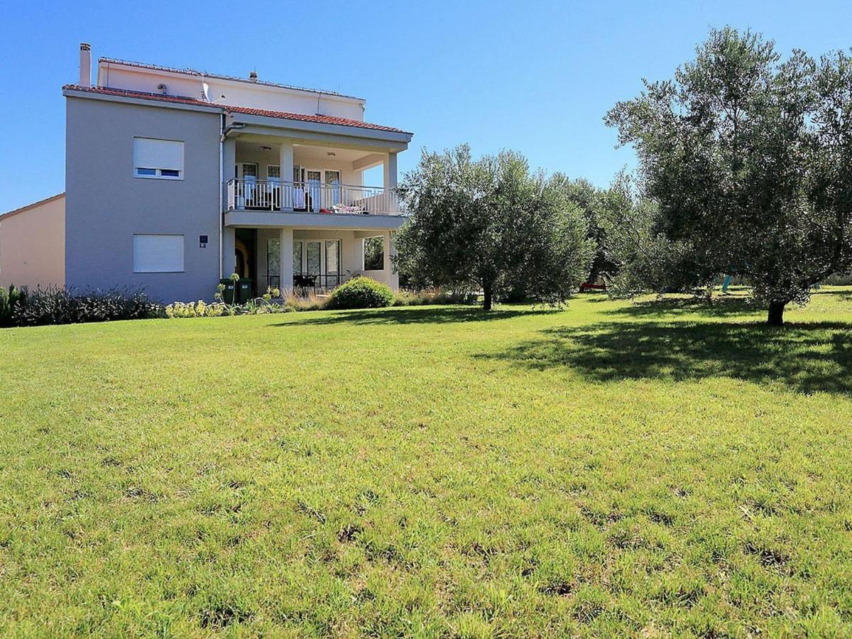 Sun-Kissed Apartment In Bibinje With Garden Cameră foto